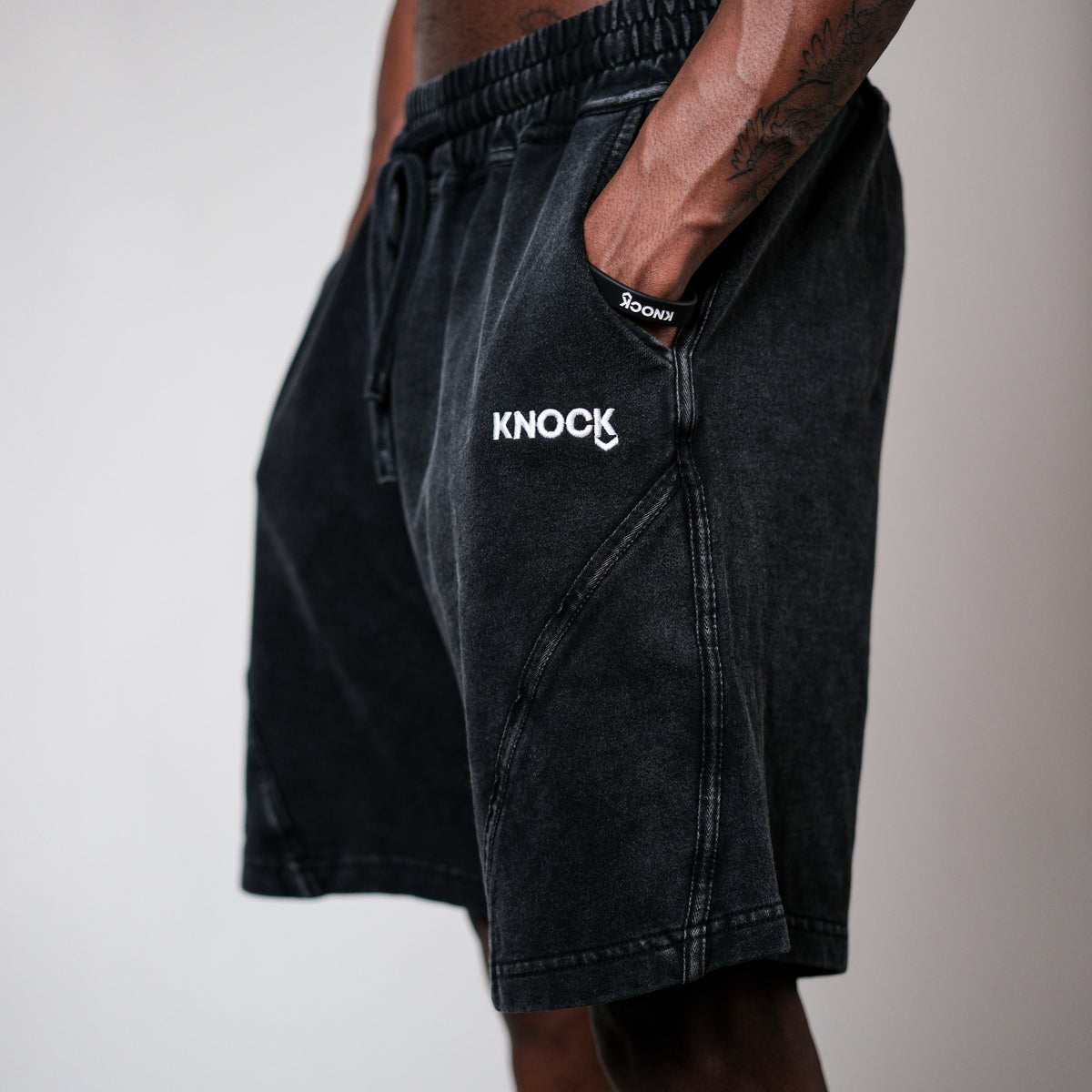 ARC SHORTS | VINTAGE BLACK
