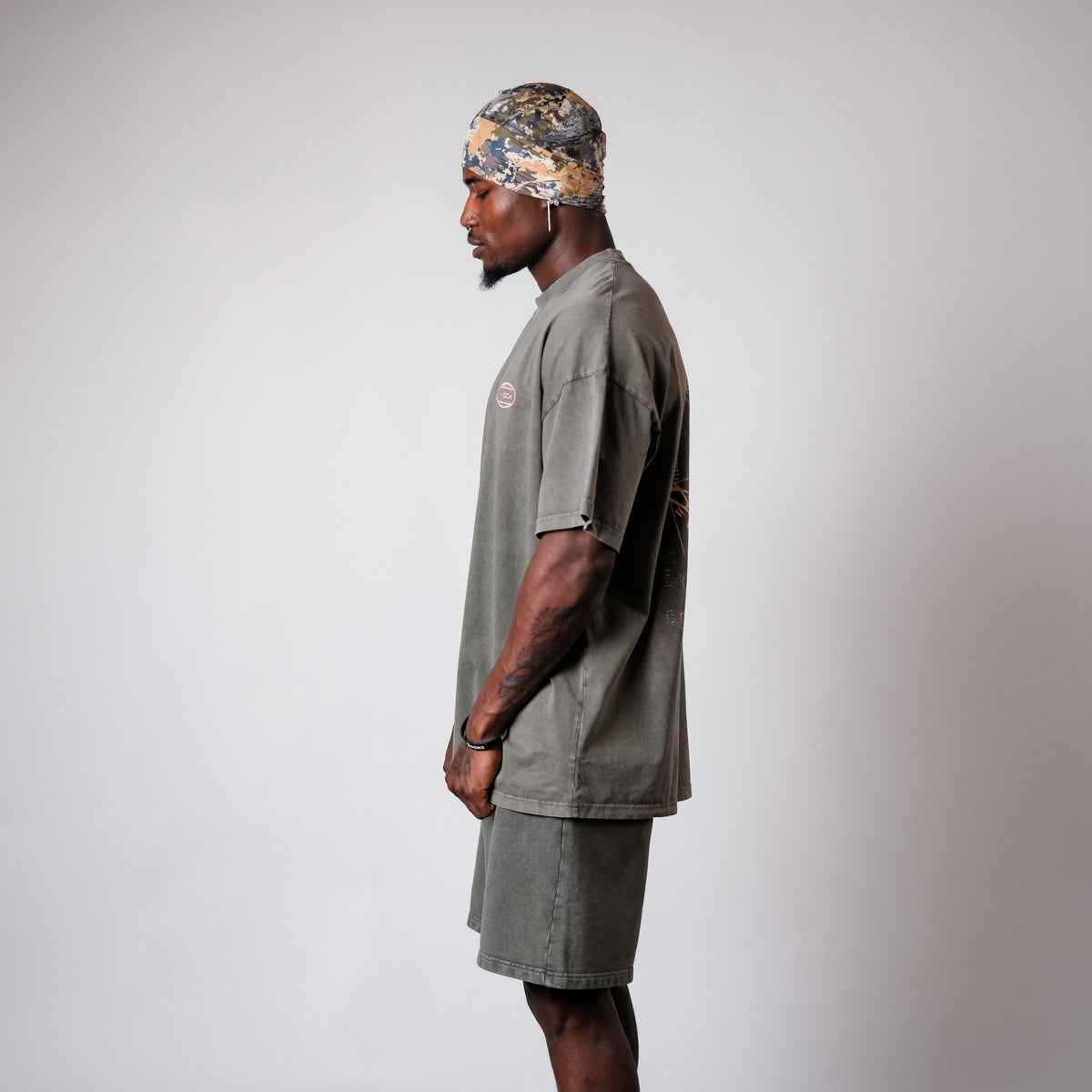 ASCENSION TEE | VINTAGE OLIVE