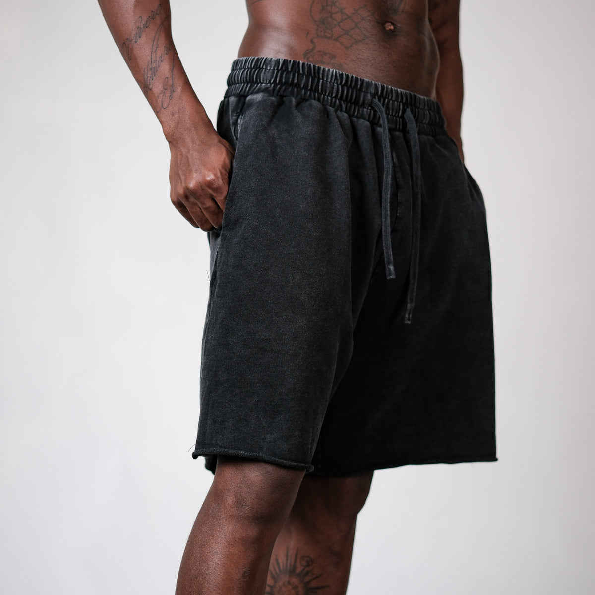 LOOSE BOTTOM SHORTS | VINTAGE BLACK