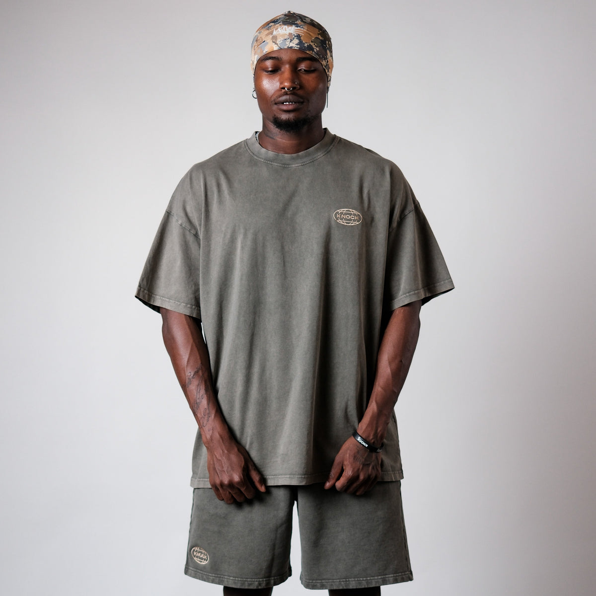 ASCENSION TEE | VINTAGE OLIVE