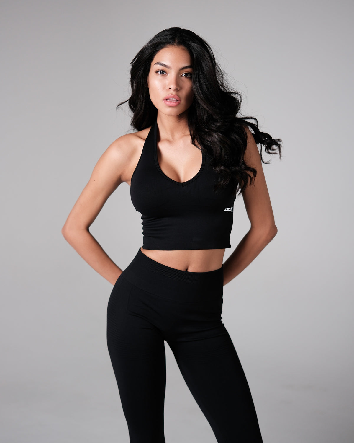 SCULPTED FIT TOP 2 | BLACK