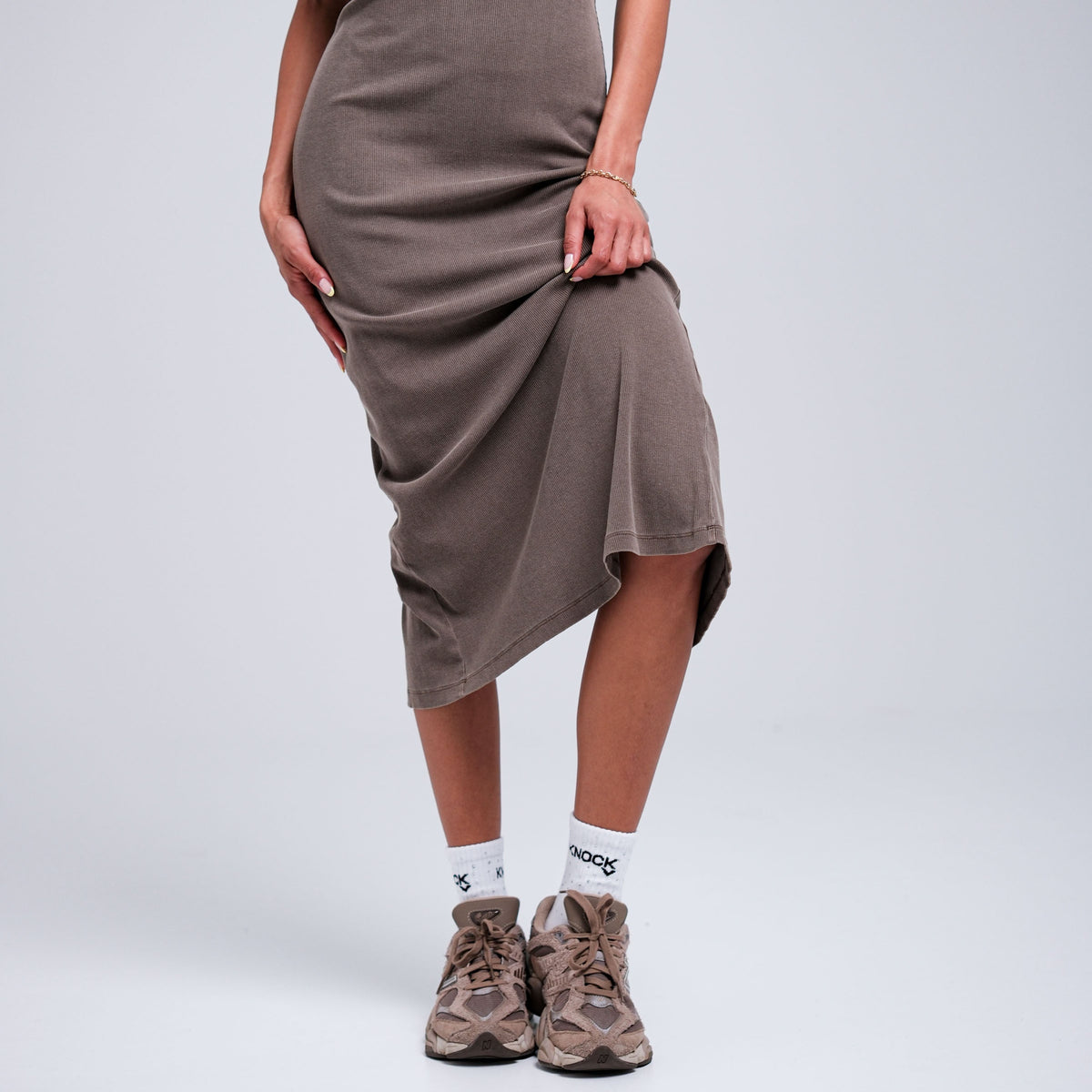 DRESS | VINTAGE BROWN