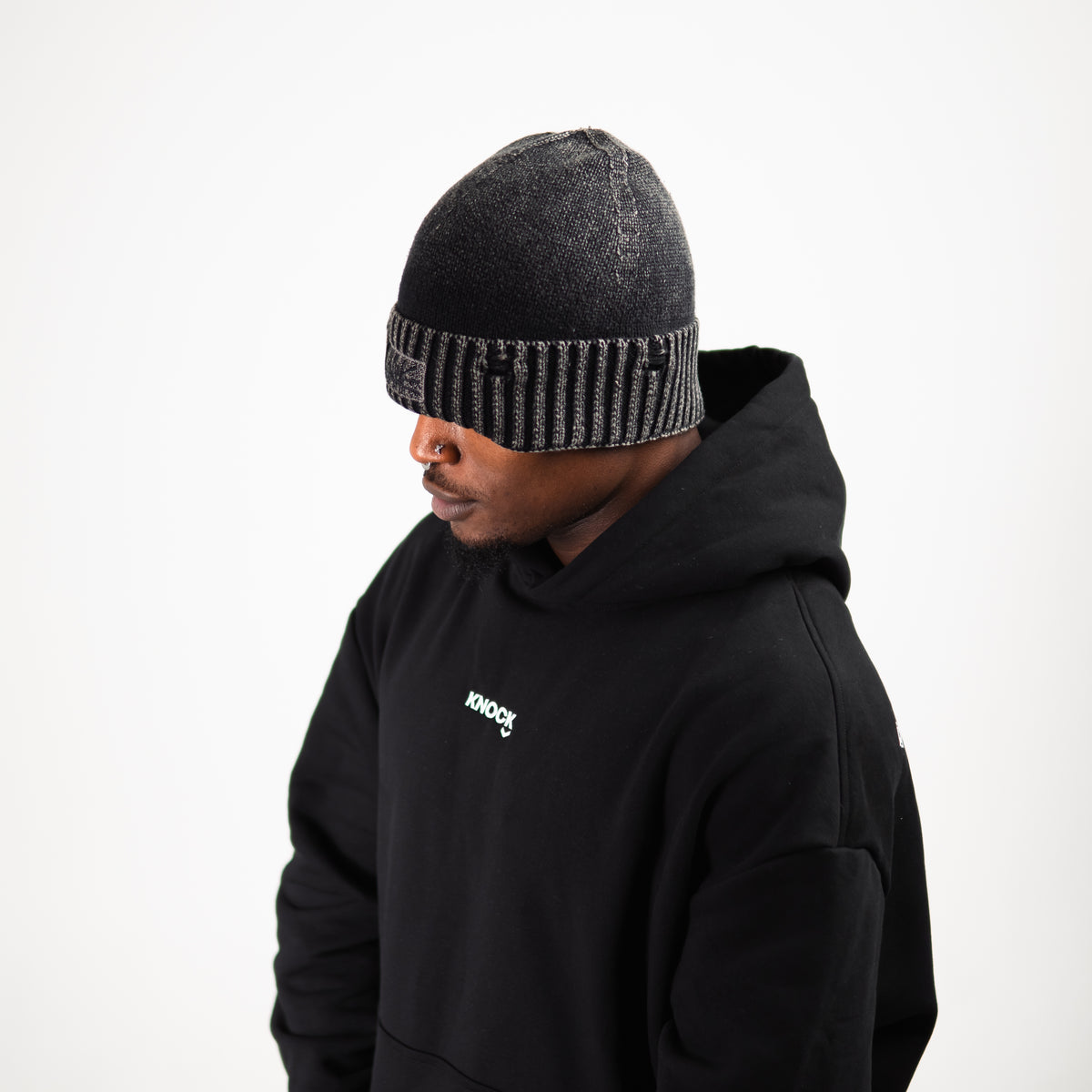 DISTRESSED BEANIE | VINTAGE BLACK