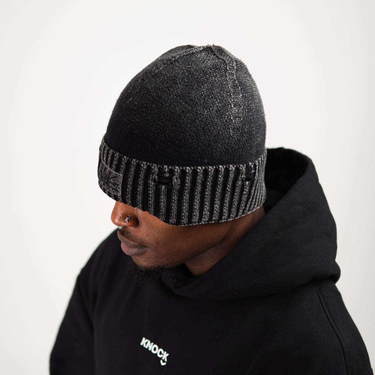 DISTRESSED BEANIE | VINTAGE BLACK