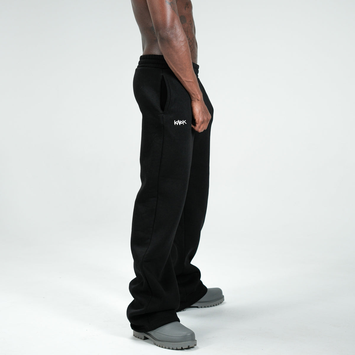 STRAIGHT - CUT JOGGERS MEN