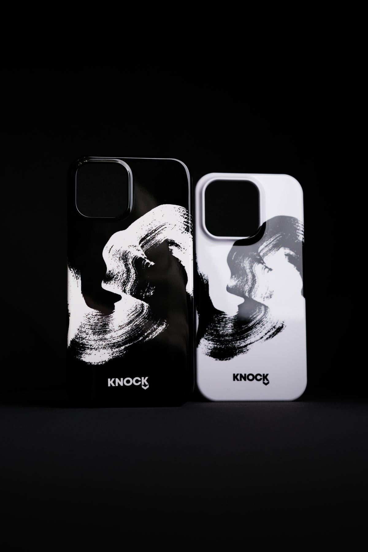 KNOCK PHONE CASE | BLACK