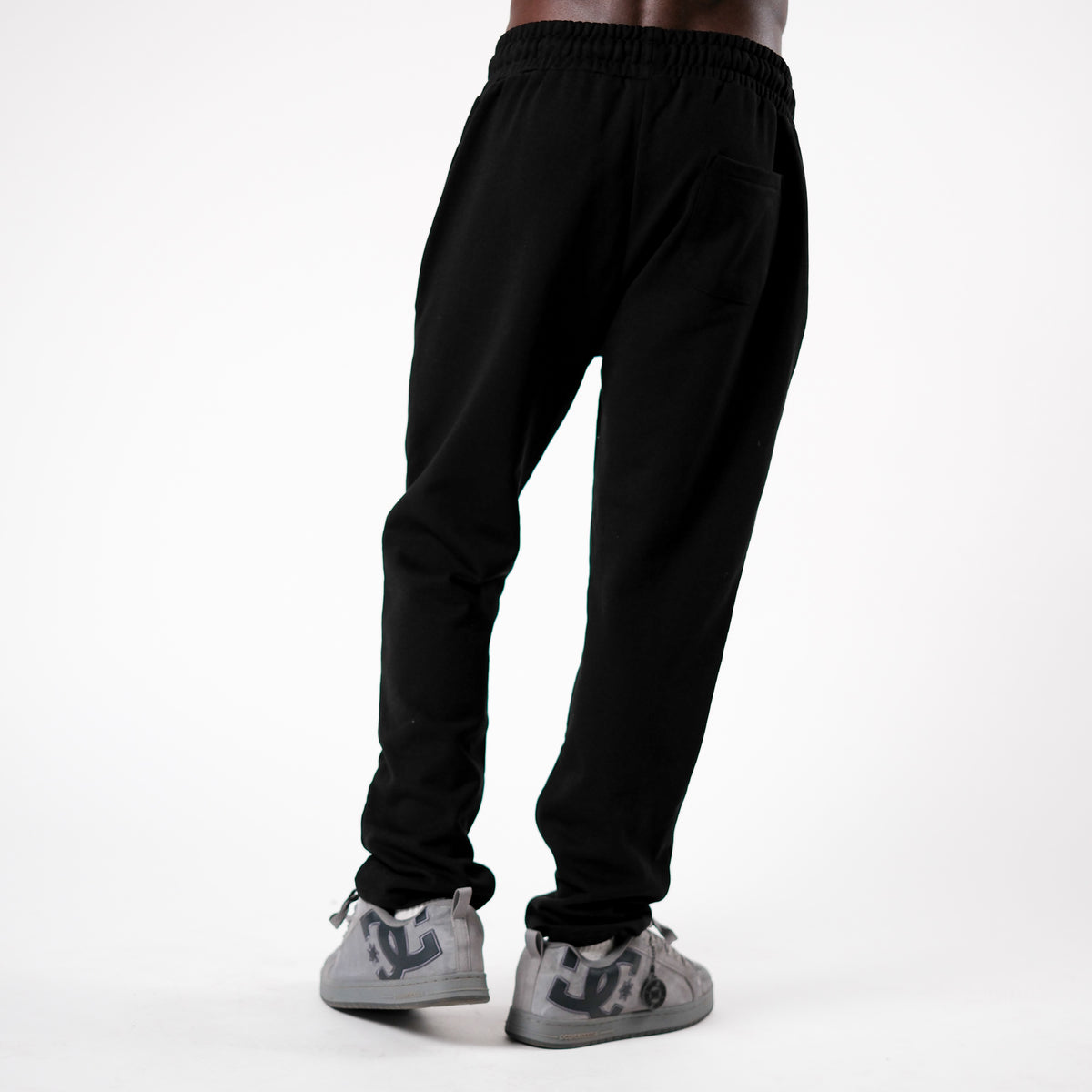 STRAIGHT CUT TERRY JOGGERS | BLACK