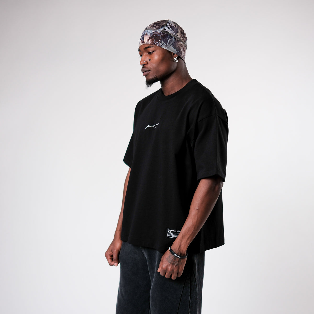 MID COUNT HEAVY TEE | BLACK