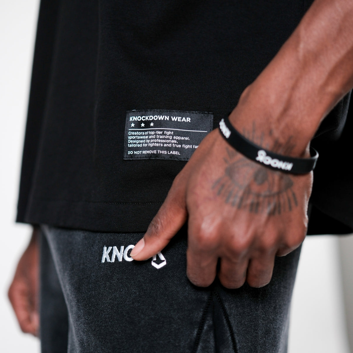 MID COUNT HEAVY TEE | BLACK