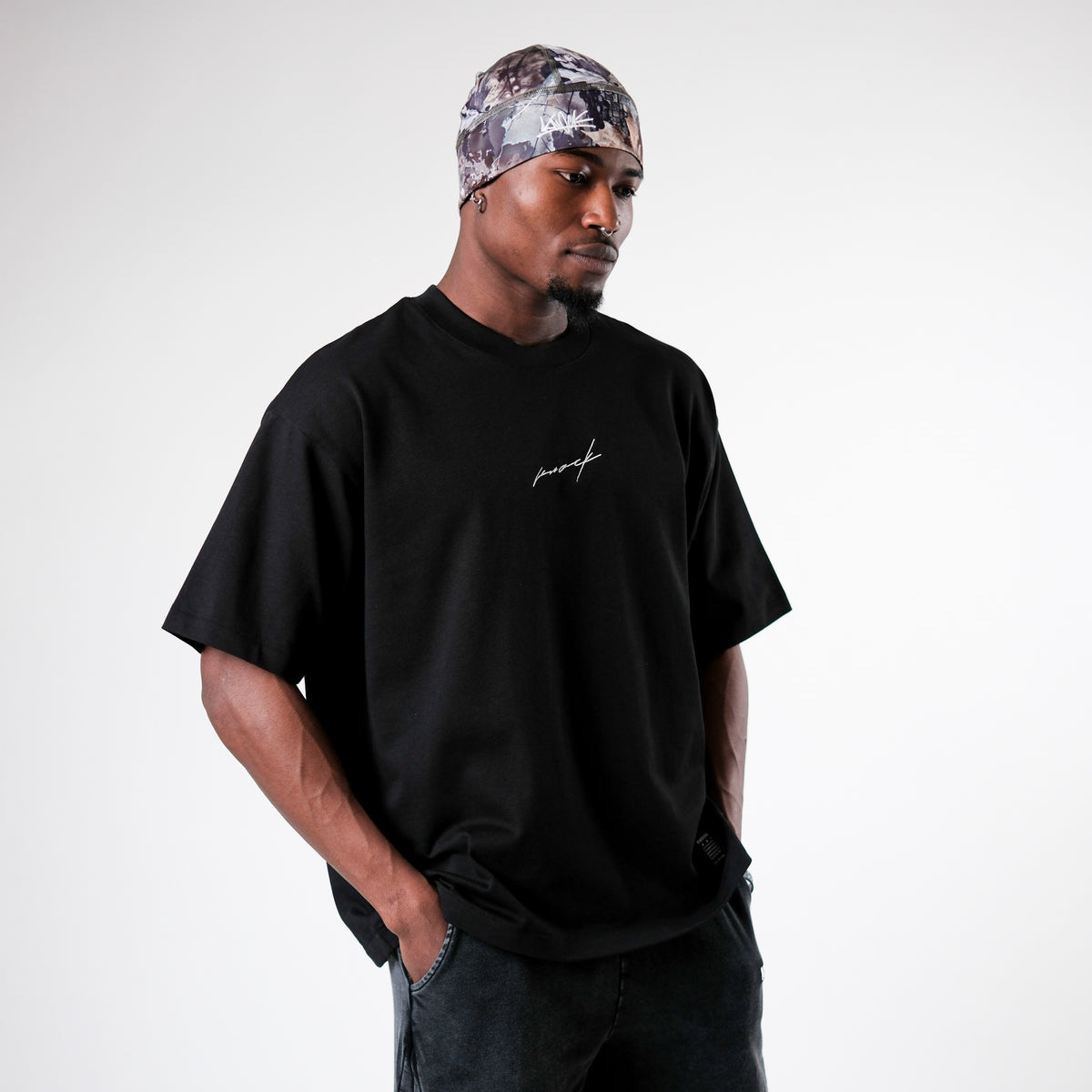 MID COUNT HEAVY TEE | BLACK
