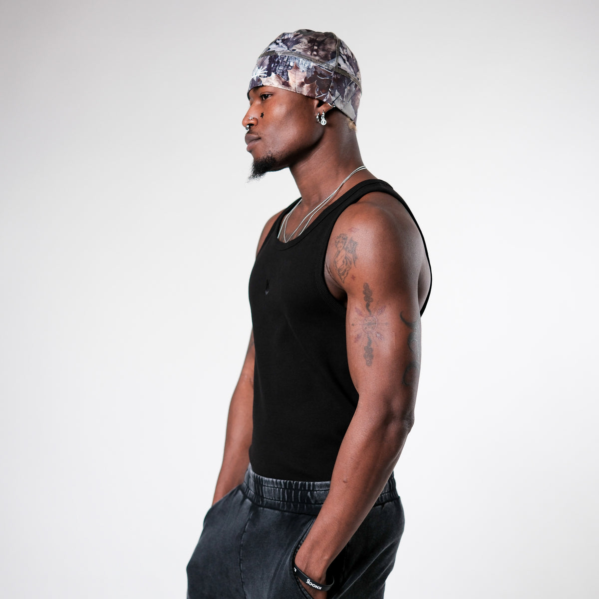 TANK TOP | BLACK
