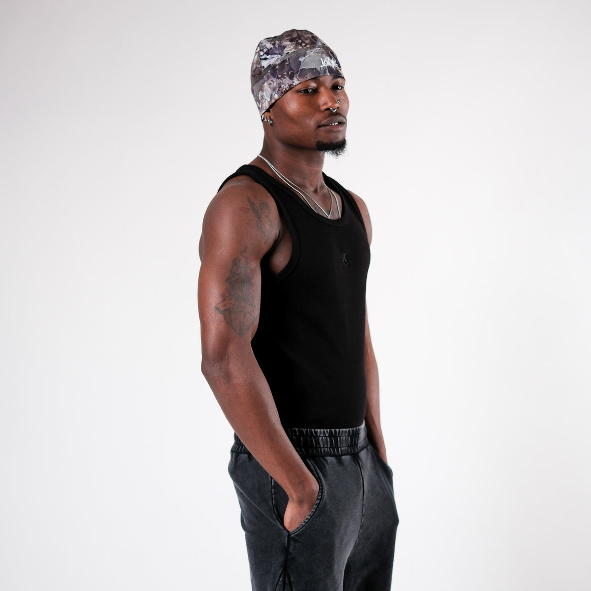 TANK TOP | BLACK