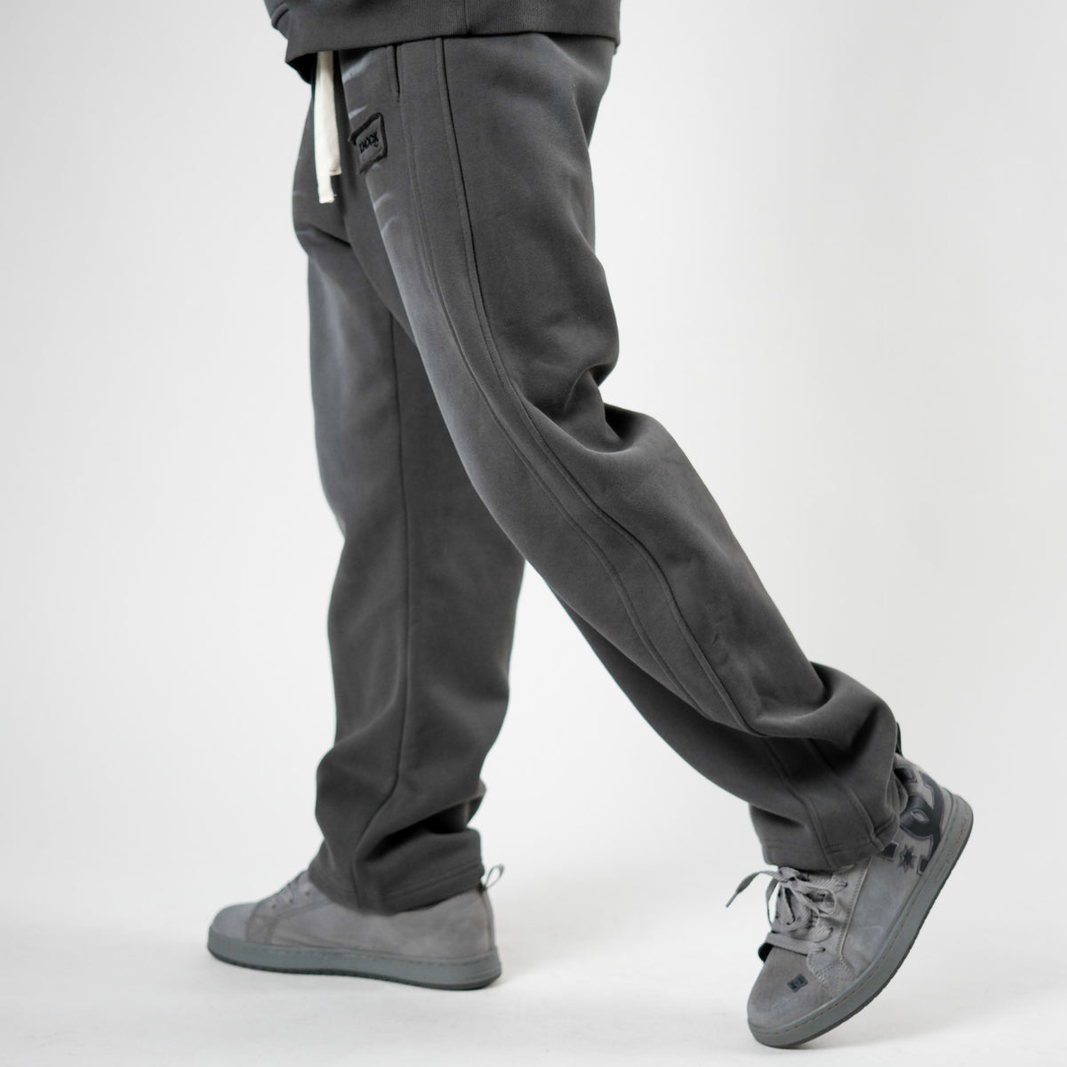 HERITAGE BANANA JOGGERS | SAGE GREEN