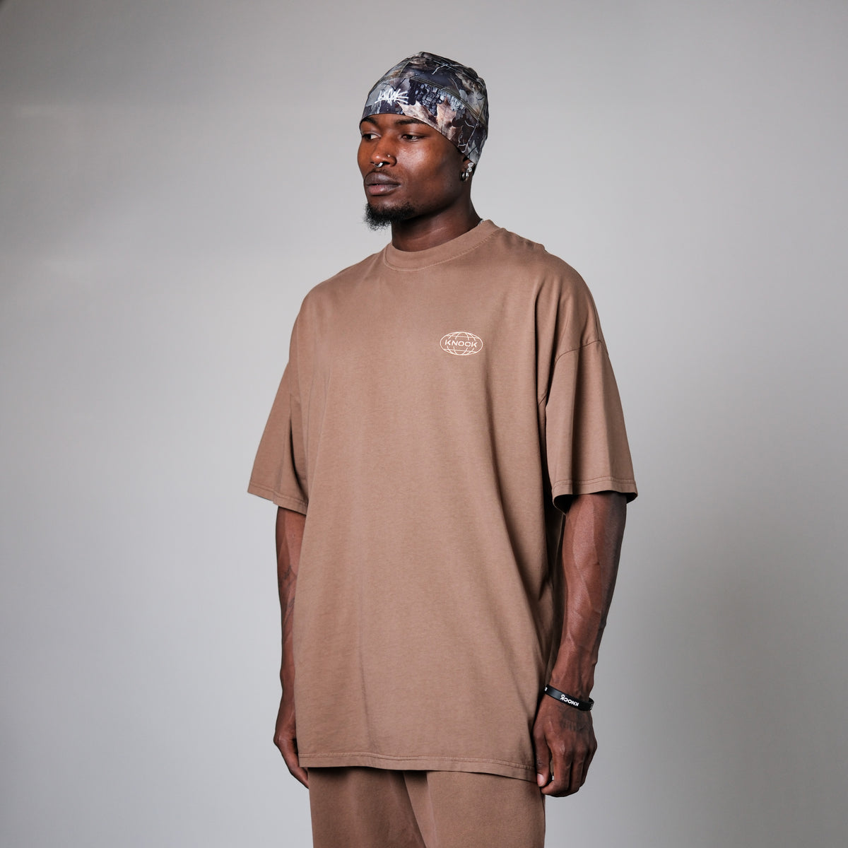 ASCENSION TEE | BROWN TAN