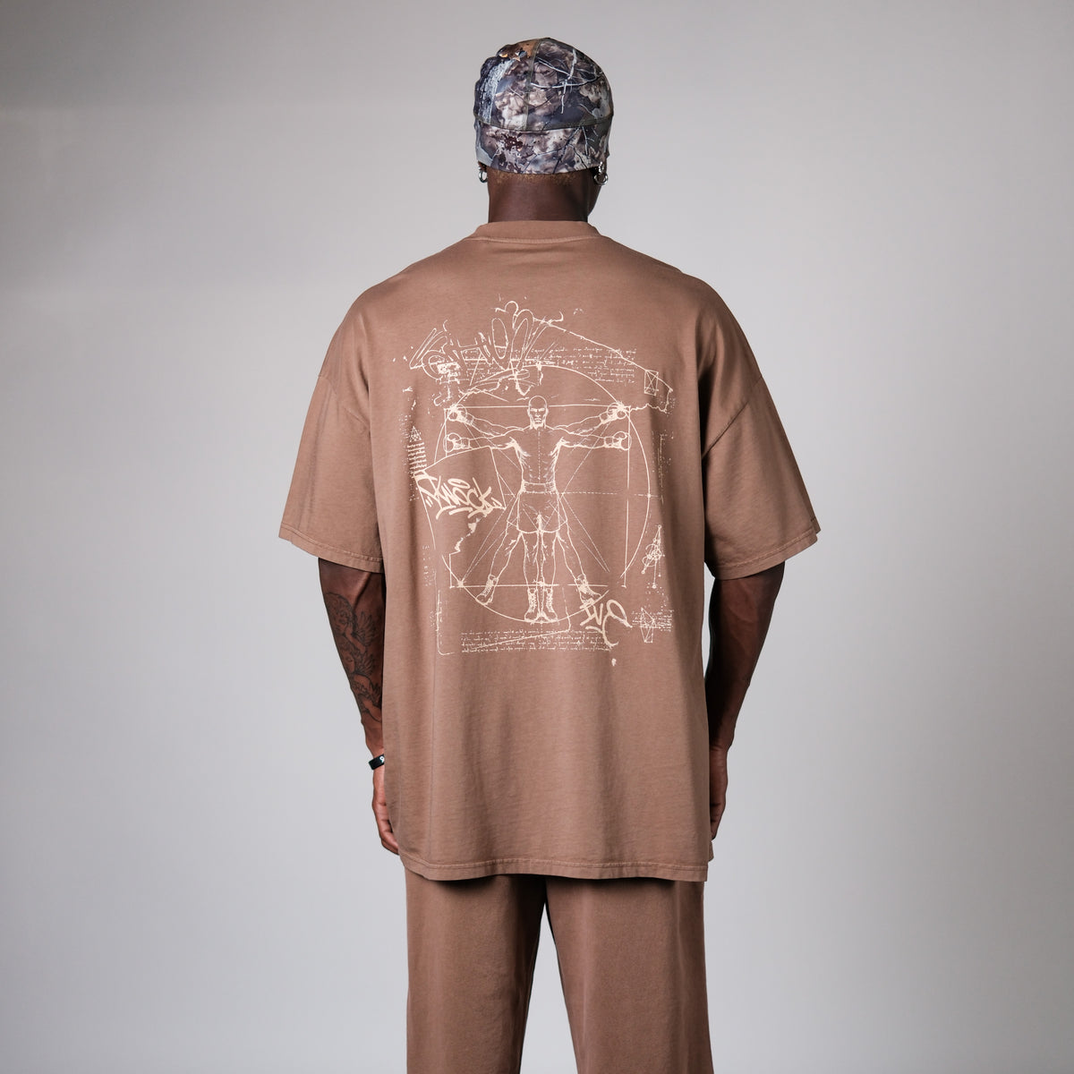 ASCENSION TEE | BROWN TAN