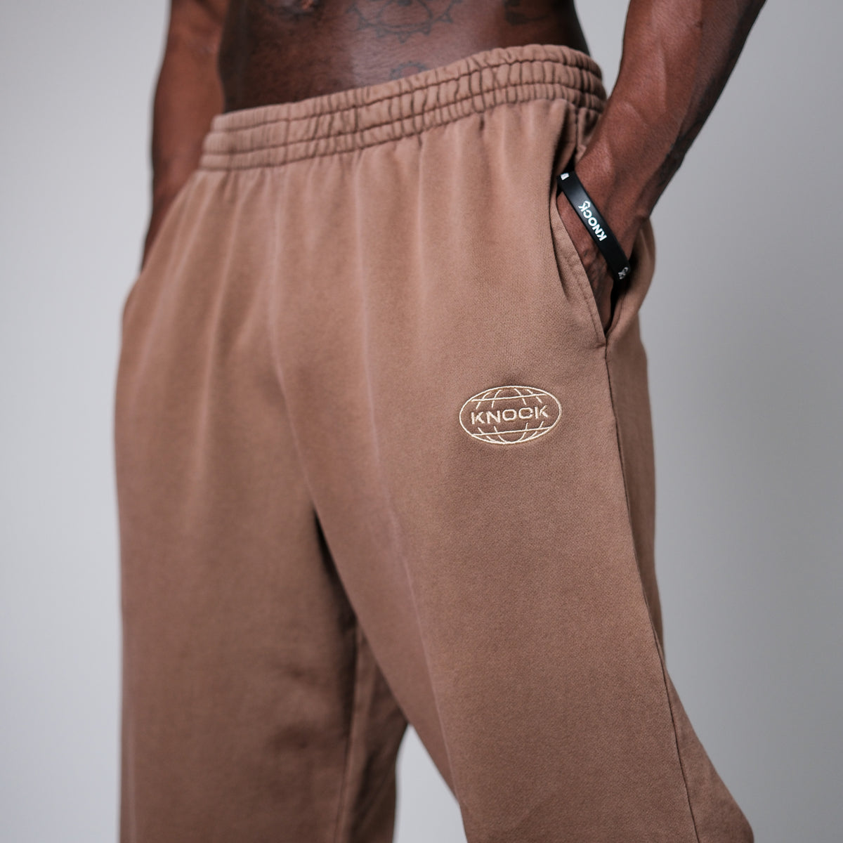 ASCENSION STRAIGHT CUT JOGGERS | BROWN TAN