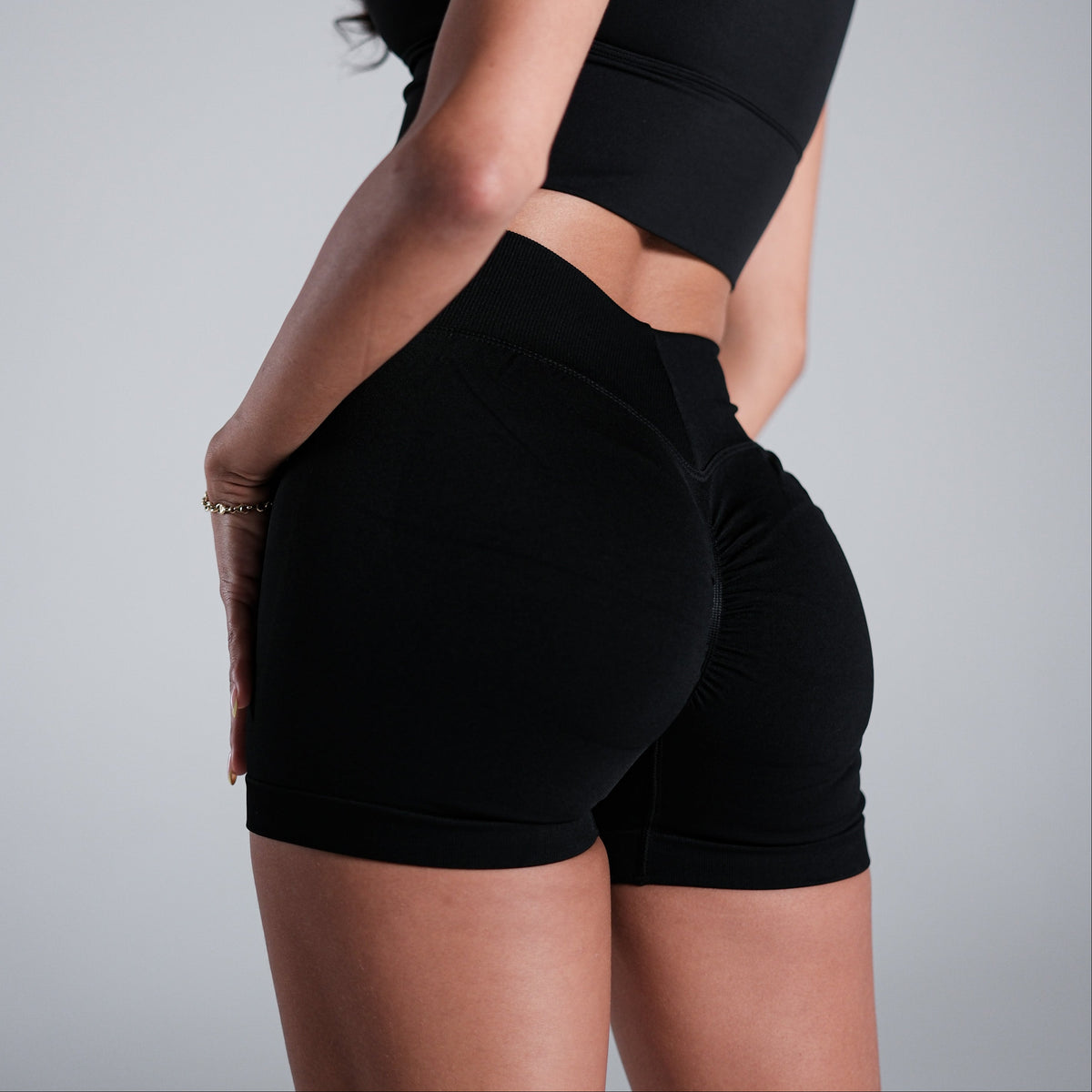 SKIN FIT SHORTS | BLACK