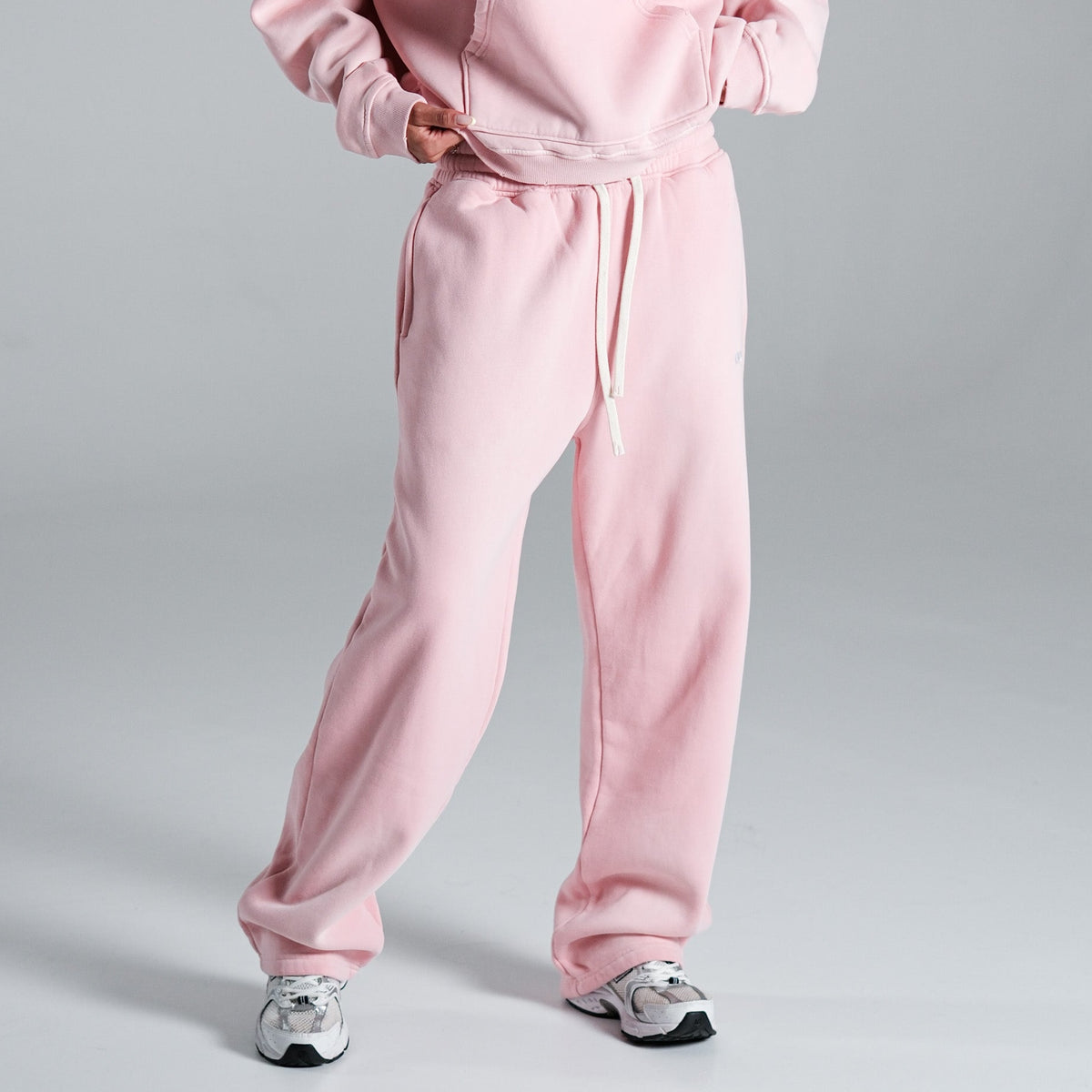 BLUSHBRUSH STRAIGHT CUT JOGGERS