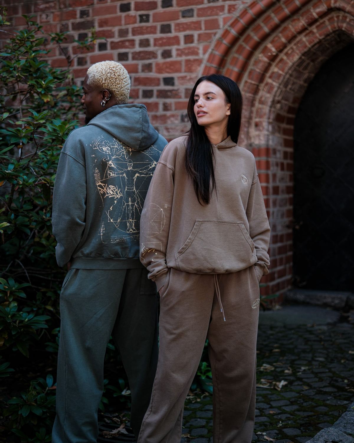ASCENSION HOODIE | BROWN TAN