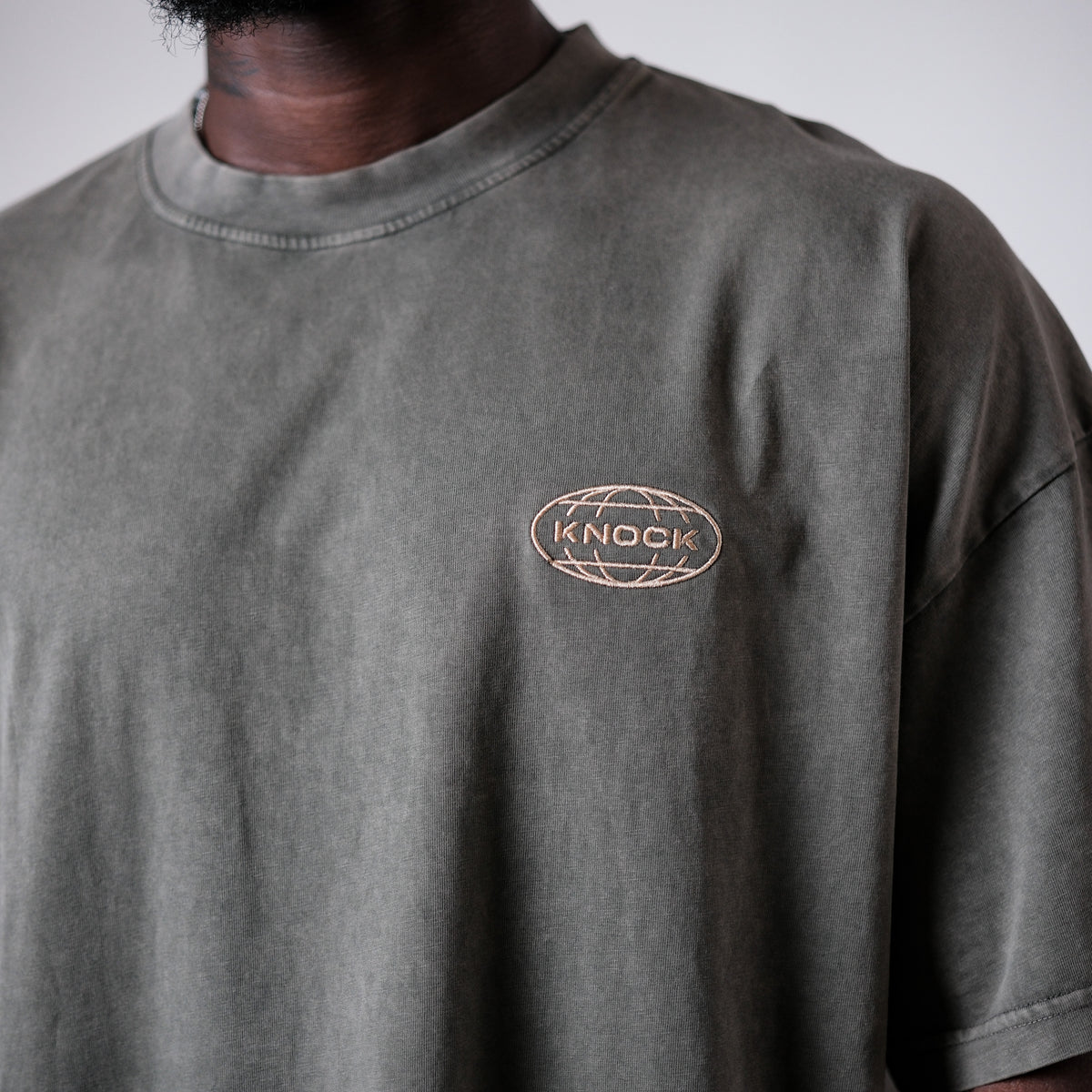 ASCENSION TEE | VINTAGE OLIVE