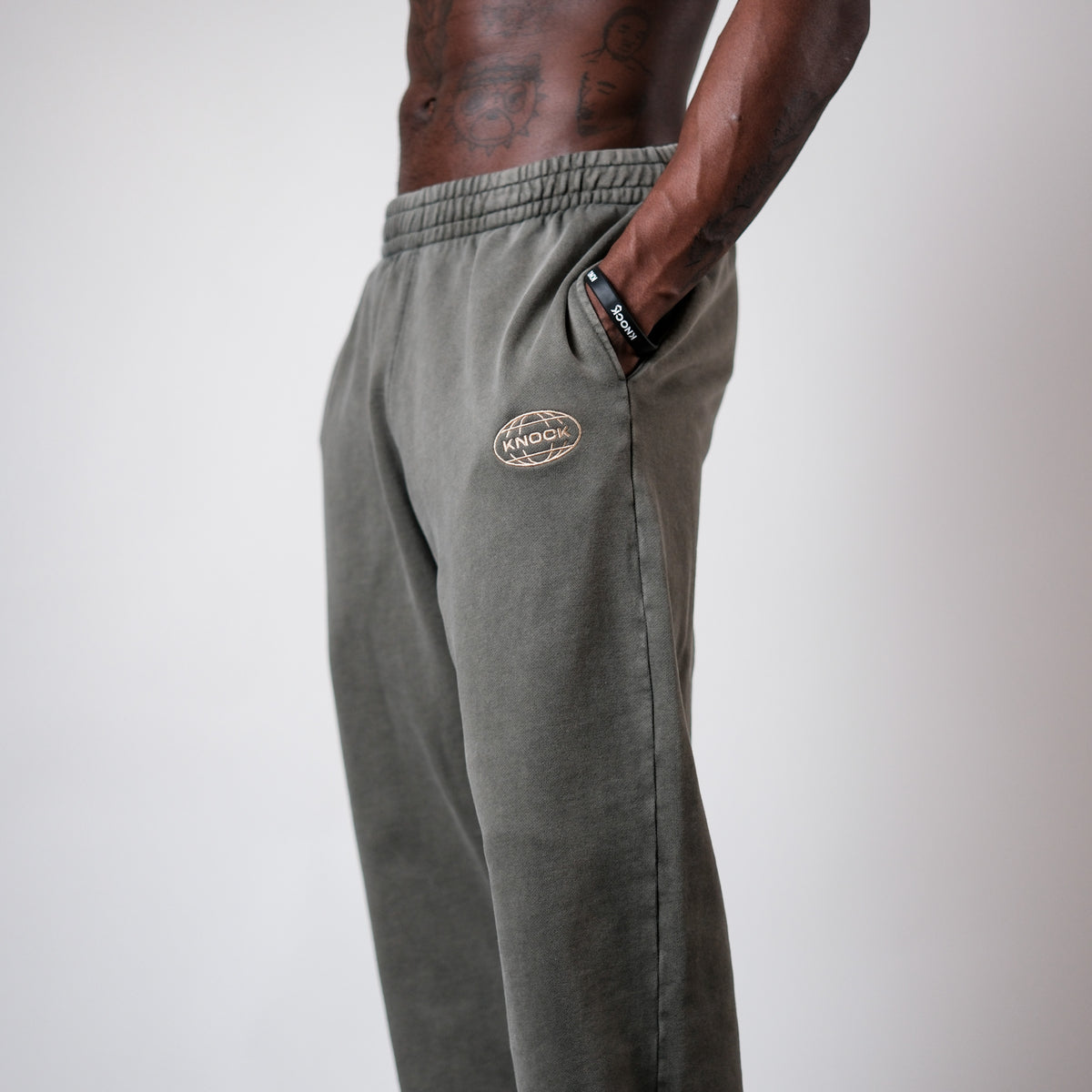 ASCENSION STRAIGHT CUT JOGGERS | VINTAGE OLIVE