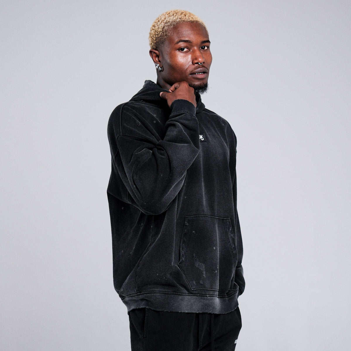 DISTORTED HOODIE