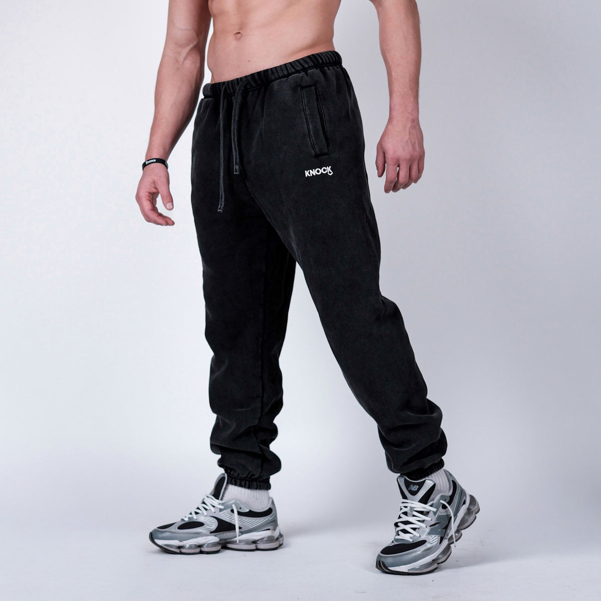 CUFFED FLEECE JOGGERS | VINTAGE BLACK