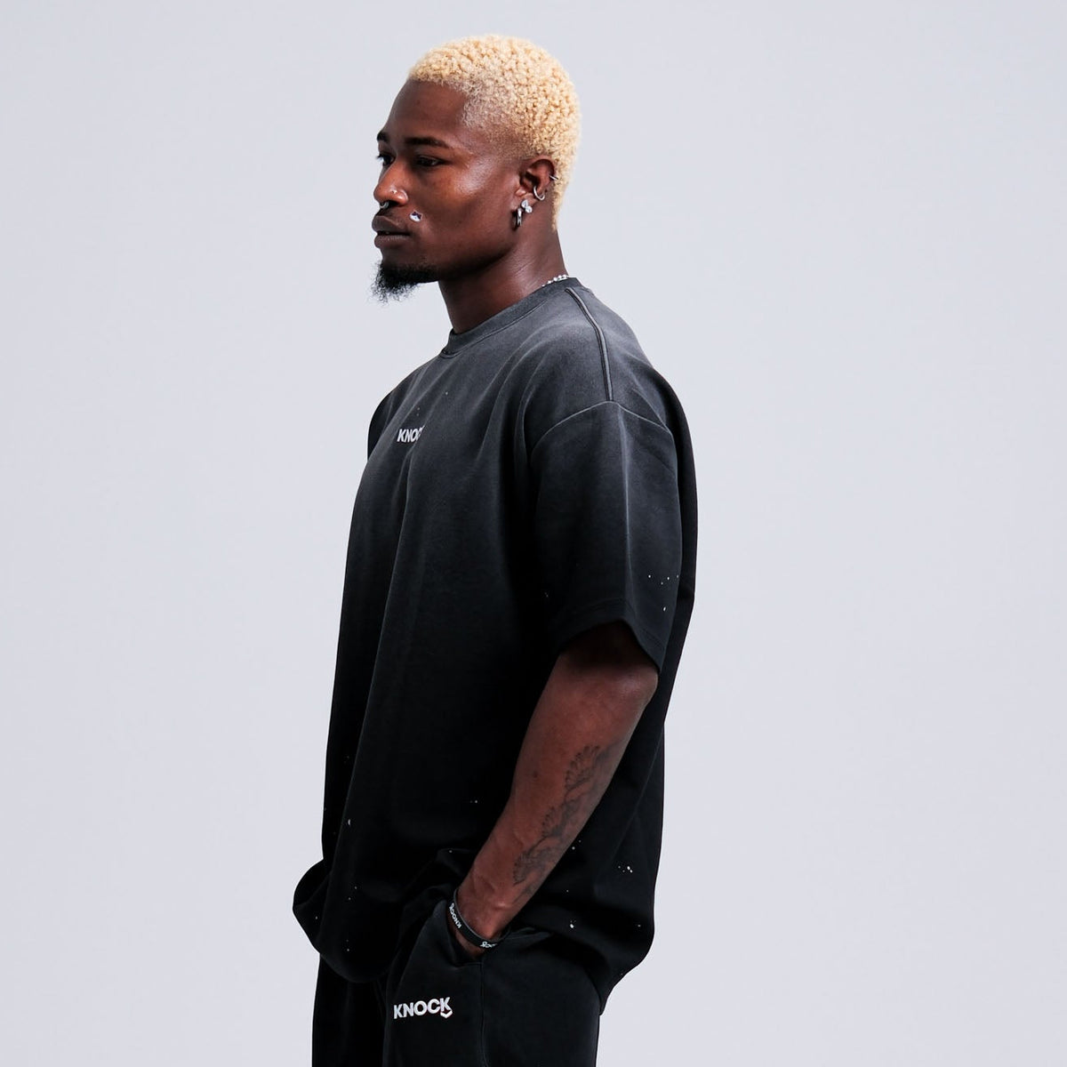 DUSK TEE | VINTAGE BLACK