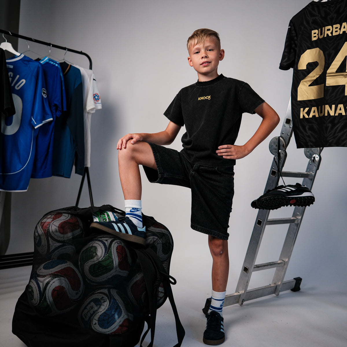 DREAM CHASER TEE KIDS | VINTAGE BLACK