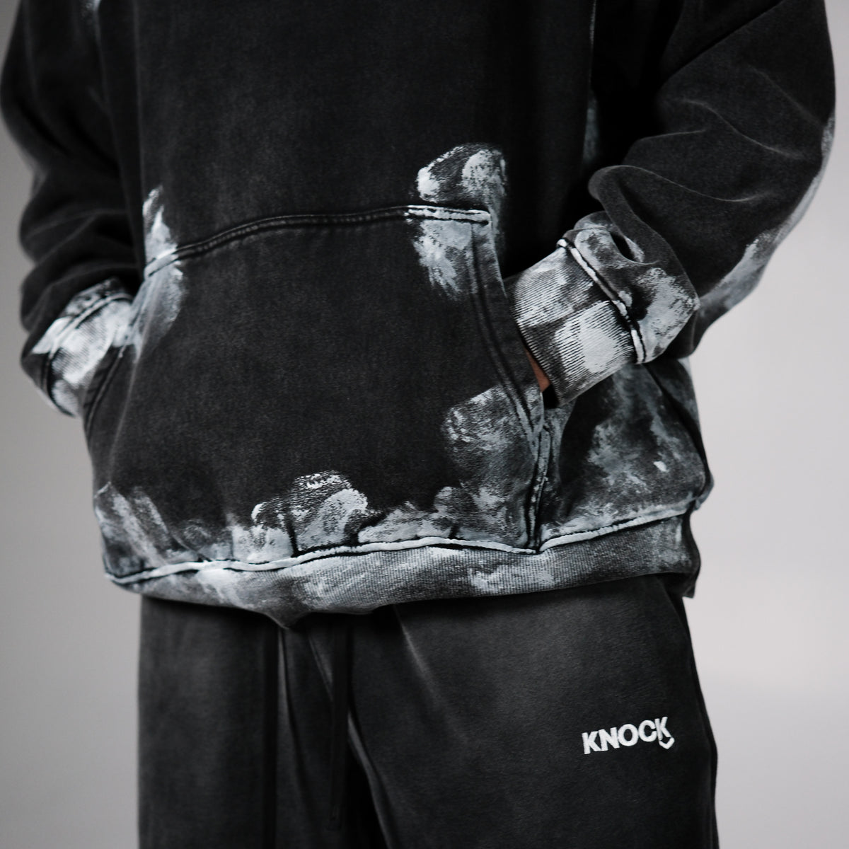 RAW CANVAS OVERSIZED HOODIE | BLACK