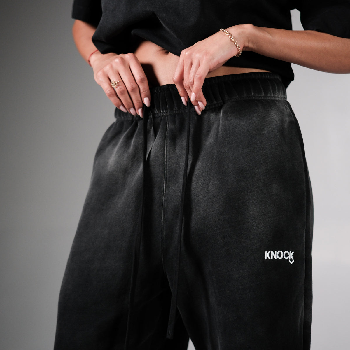FADE FLEECE STRAIGHT CUT JOGGERS | VINTAGE BLACK