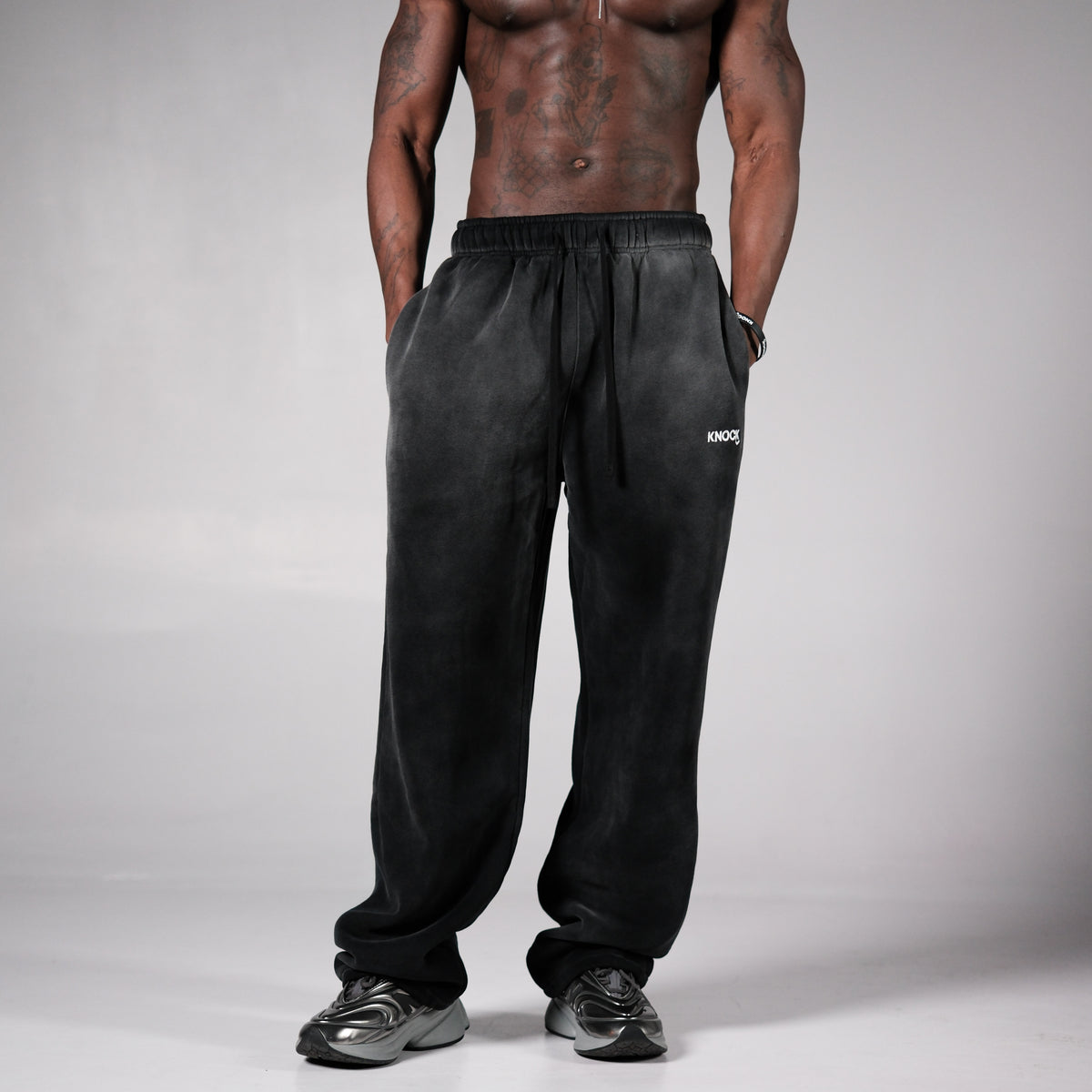 FADE FLEECE STRAIGHT CUT JOGGERS | VINTAGE BLACK