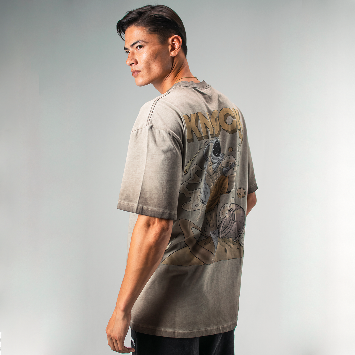 ASTROKNEE 2.0 OVERSIZED TEE | VINTAGE SAND
